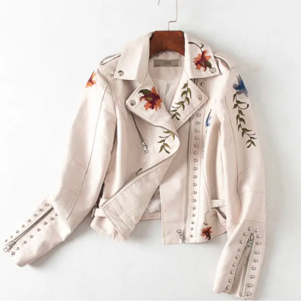 NWOT Embroidered  Jacket Vegan Leather. Flowers. Embellished